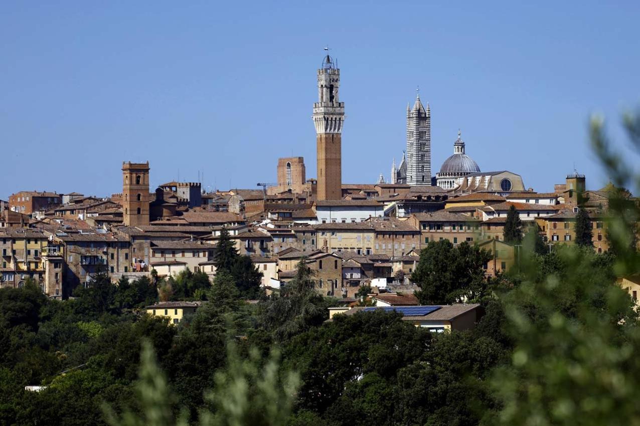Villa La Strega Siena Bagian luar foto