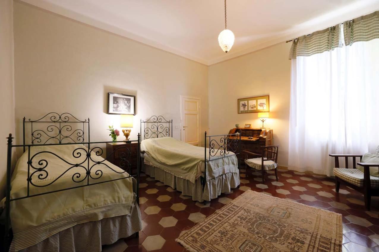 Villa La Strega Siena Bagian luar foto